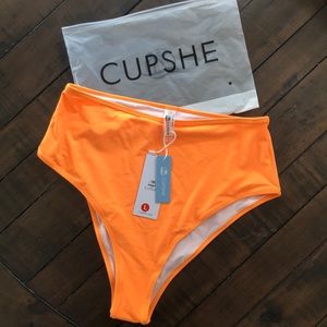 High waist cheeky swimsuit bottom. Brand new!